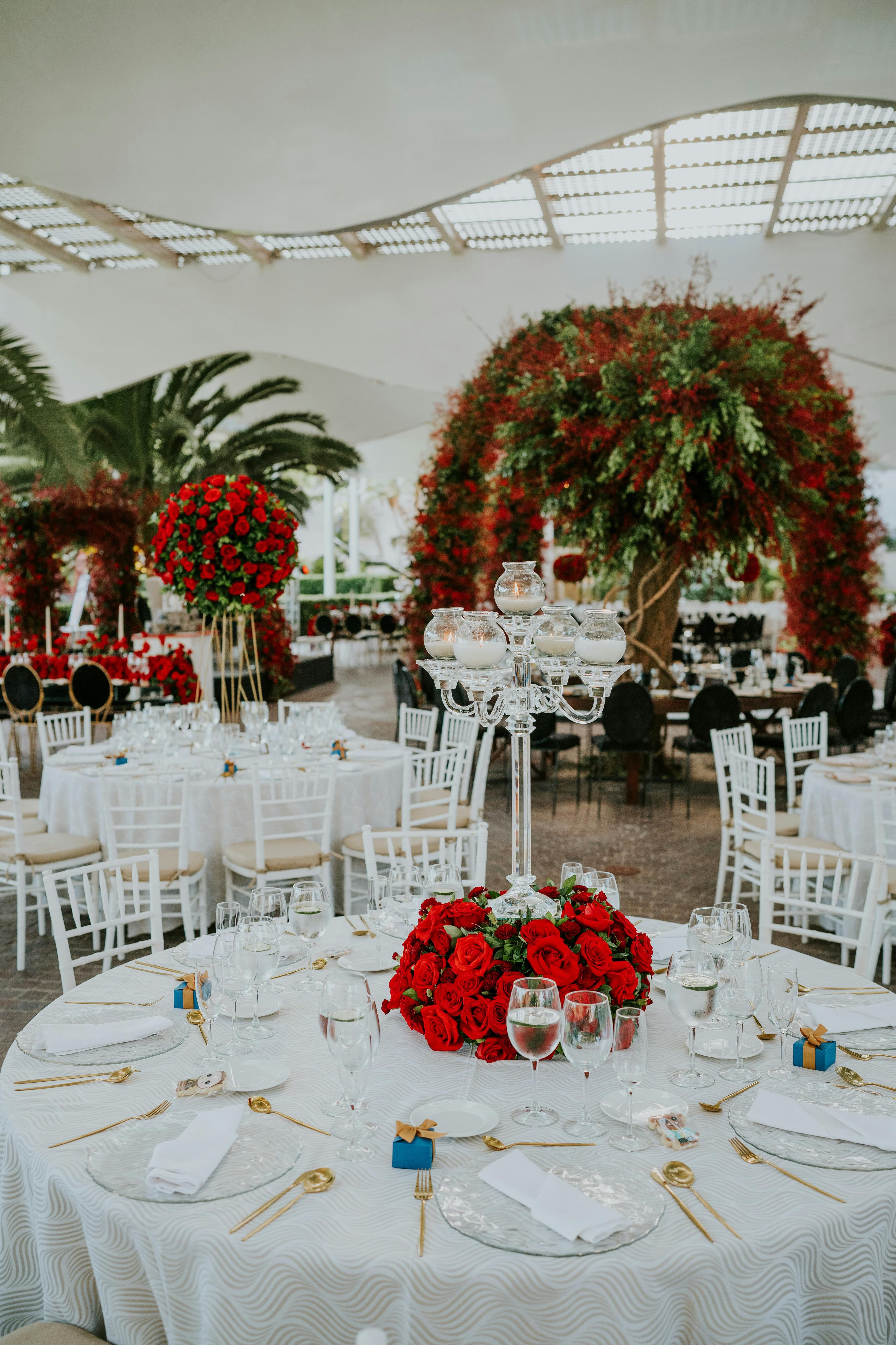 An elegant outdoor wedding reception in autumn